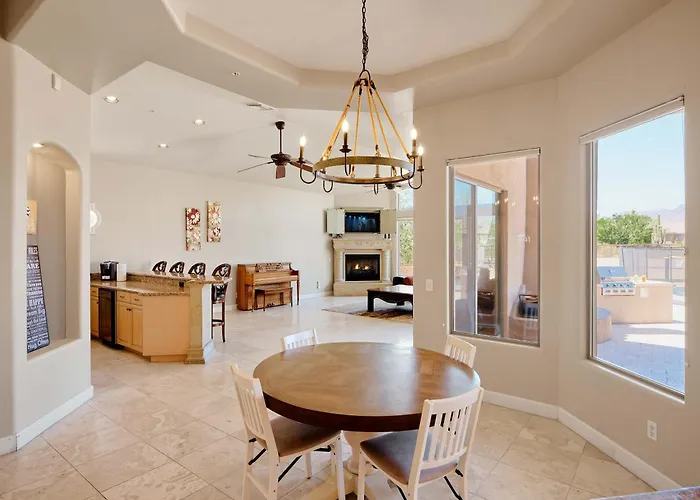 The Family Room-pool & Outdoor Games-game *