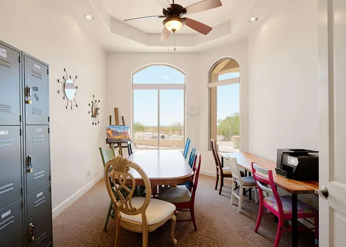 The Family Room-pool & Outdoor Games-game Scottsdale