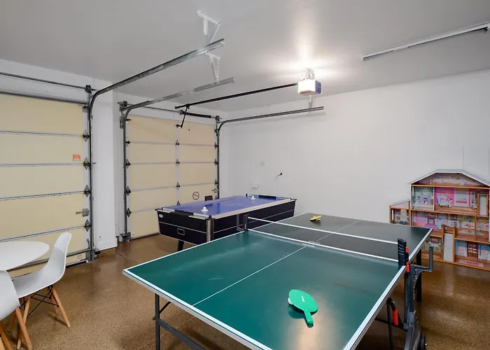 Dom wakacyjny The Family Room-pool & Outdoor Games-game *