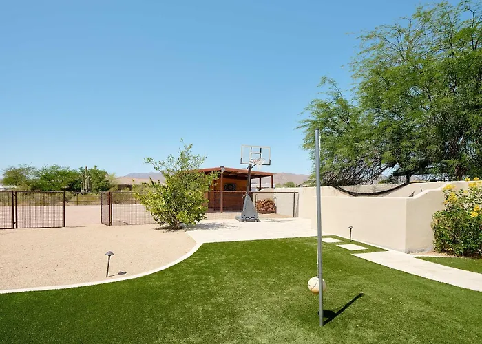 Dom wakacyjny The Family Room-pool & Outdoor Games-game